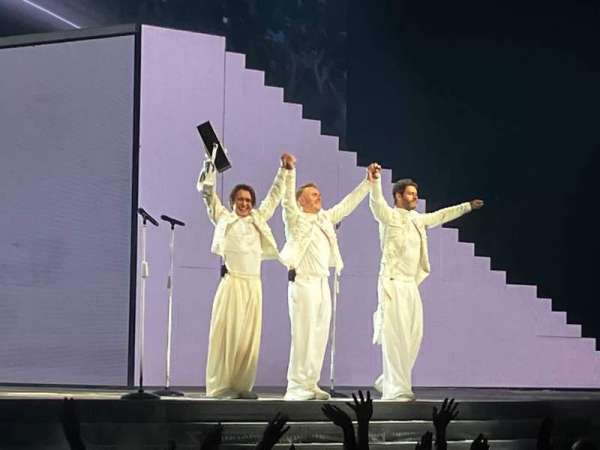 AO Arena, section: 103, row: A, seat: 8
