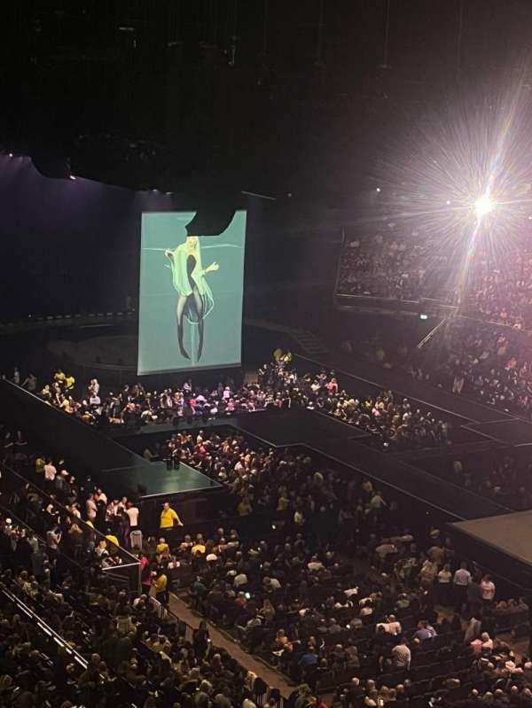 The O2, London, section: 407, row: A, seat: 613