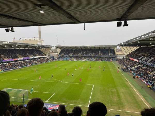 The Den, section: 25, row: Q, seat: 130