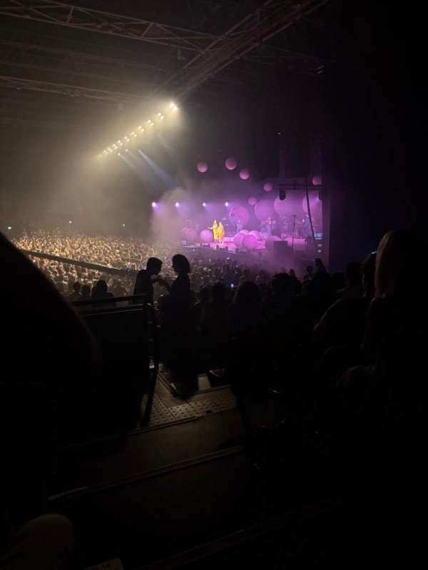 Zénith Paris, section: Q, row: 20, seat: 285
