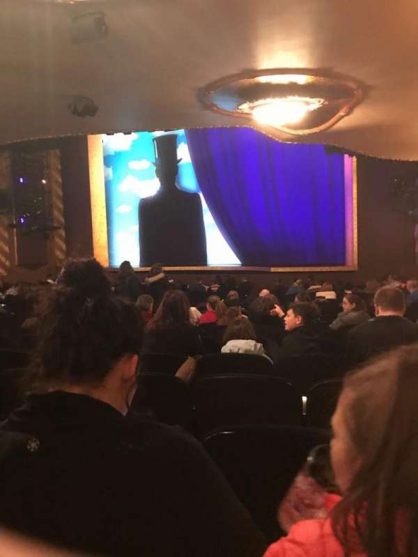 Lunt-Fontanne Theatre, section: Orchestra R, row: V, seat: 20
