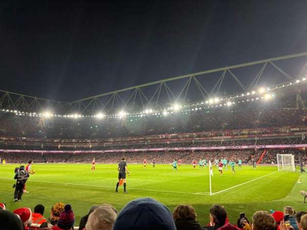 Emirates Stadium, section: 28, row: 6, seat: 893