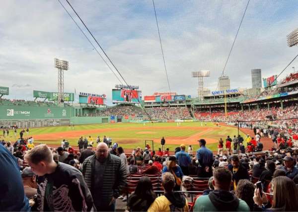 Fenway Park, section: Loge Box 136, row: FF, seat: 6