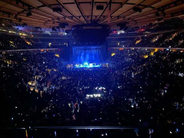 Madison Square Garden, section: 204, row: 1, seat: 11
