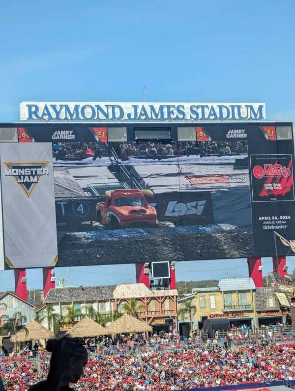 Raymond James Stadium, section: 216, row: Y, seat: 13