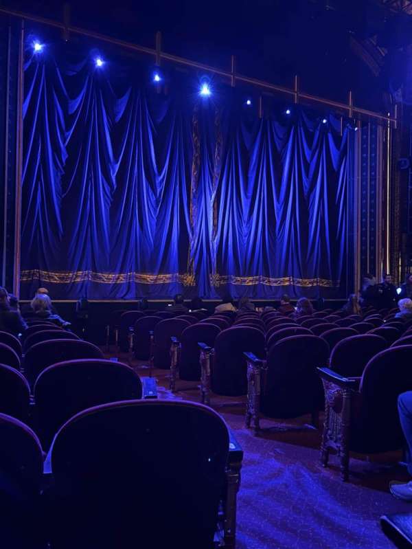 Lena Horne Theatre, section: Orchestra L, row: K, seat: 3