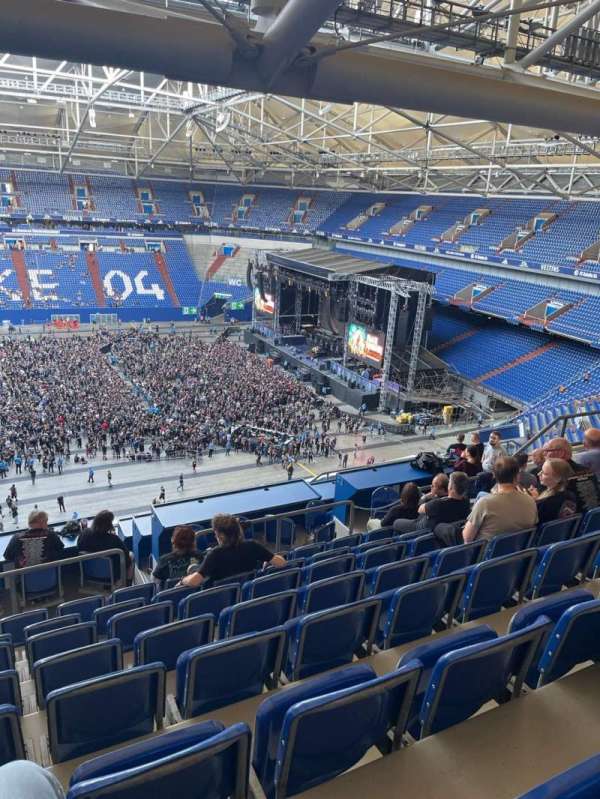 Veltins-Arena, section: 11, row: 7, seat: 9