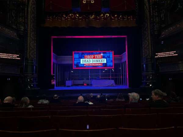 Leeds Grand Theatre, section: Stalls, row: L, seat: 17