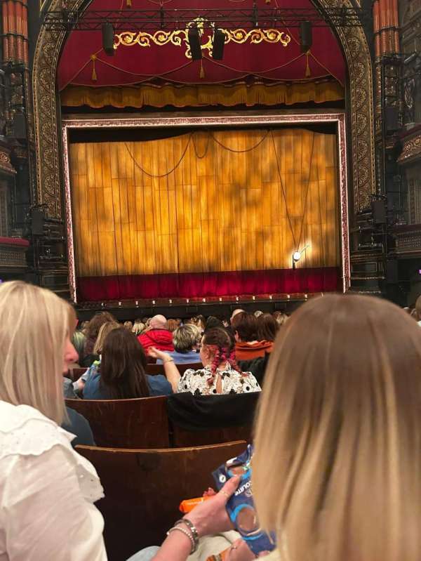 Leeds Grand Theatre, section: Stalls, row: N, seat: 18