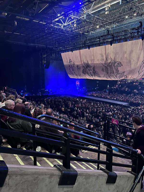 Utilita Arena Sheffield, section: 205, row: F, seat: 4