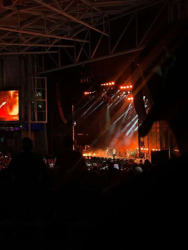 RBC Amphitheatre, section: 401, row: B, seat: 9