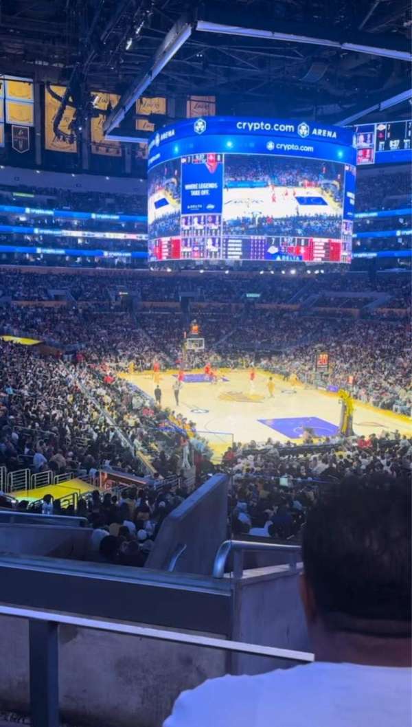 Crypto.com Arena, section: 218, row: 8