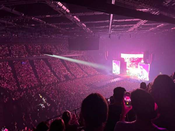 Accor Arena, section: Balcon D, row: 90, seat: 13
