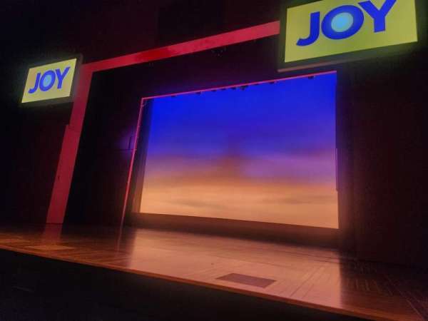 Laura Pels Theatre, section: Orchestra R, row: C, seat: 4