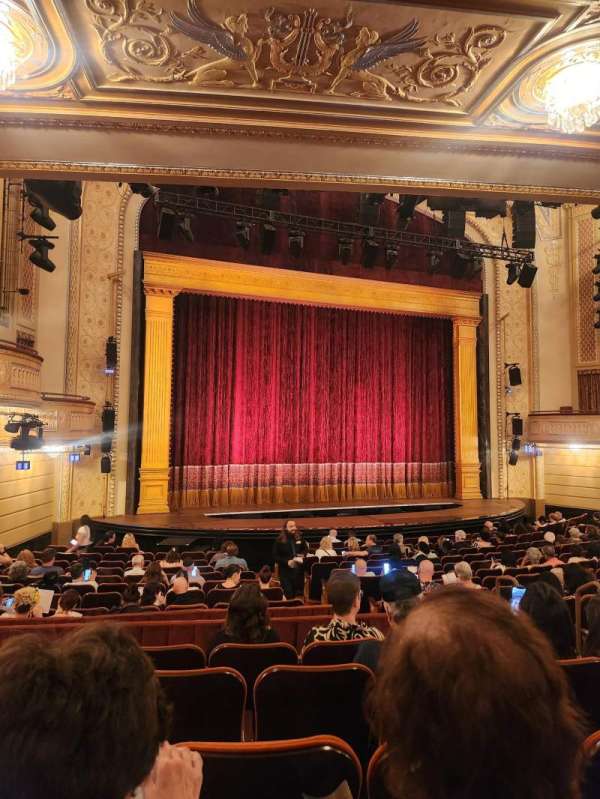 Majestic Theatre, section: Orchestra L, row: Q, seat: 11