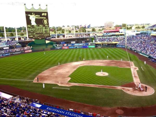 Kauffman Stadium, section: 413, row: A, seat: 18