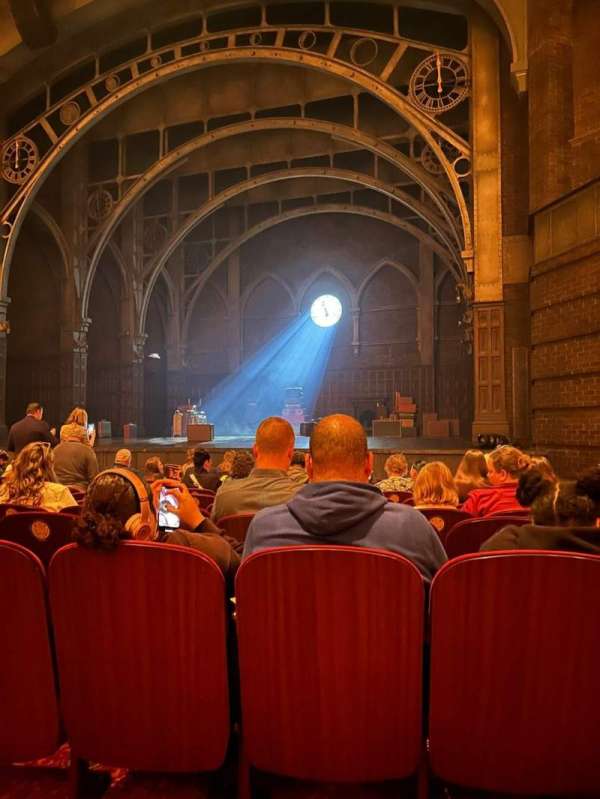 Lyric Theatre, section: Orchestra R, row: K, seat: 22