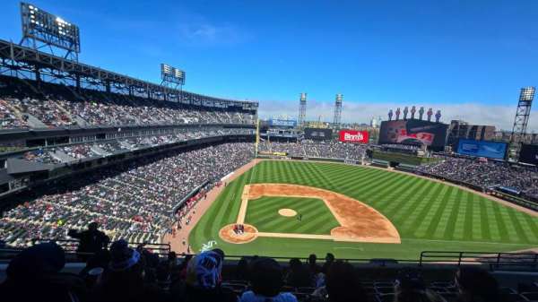 Rate Field, section: 527, row: 8, seat: 13