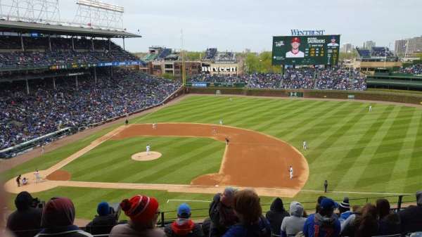 Wrigley Field, section: 324R, row: 8, seat: 25