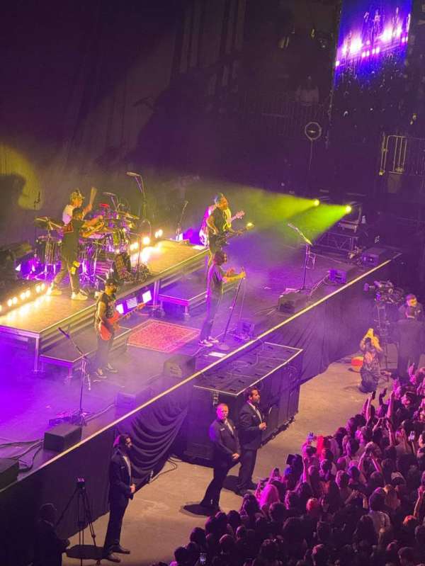 Madison Square Garden, section: 224, row: 3, seat: 3