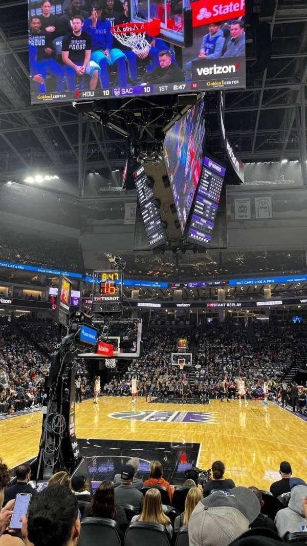 Golden 1 Center, section: 113, row: BB, seat: 16