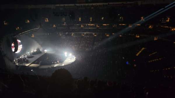Honda Center, section: 410, row: U, seat: 8