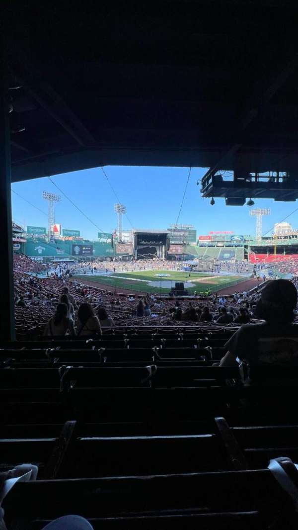 Fenway Park, section: Grandstand 21, row: 6, seat: 13