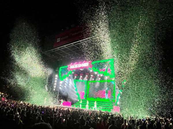 Toyota Amphitheatre, section: 101, row: 5, seat: 21