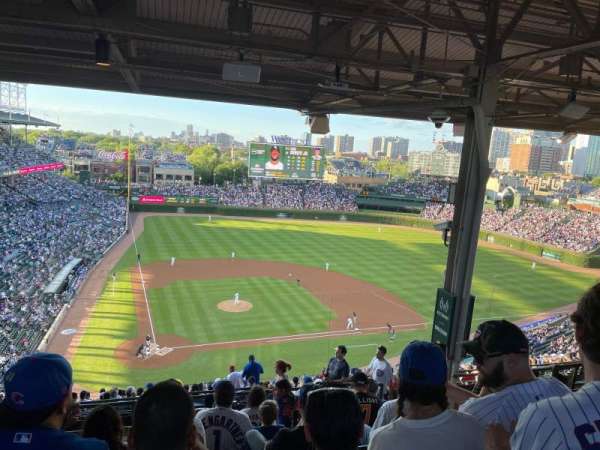 Wrigley Field, section: 421R, row: 8, seat: 15