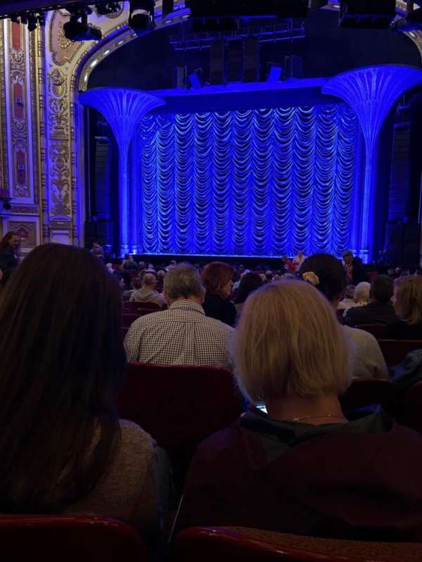 Cadillac Palace Theater, section: Orchestra C, row: T, seat: 117