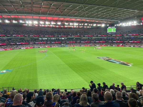 Marvel Stadium, section: L2-40, row: M, seat: 63
