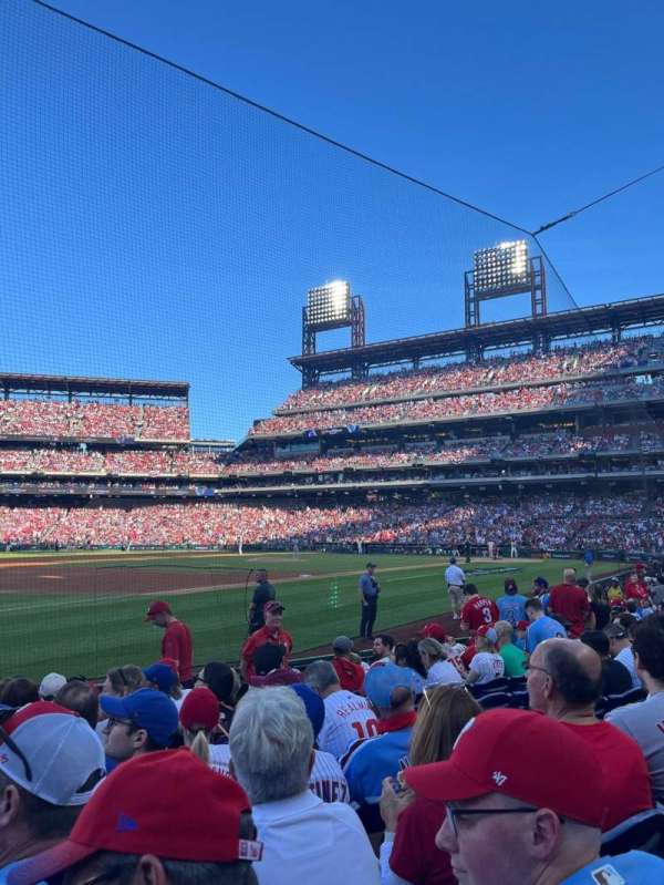 Citizens Bank Park, section: 135, row: 9, seat: 6