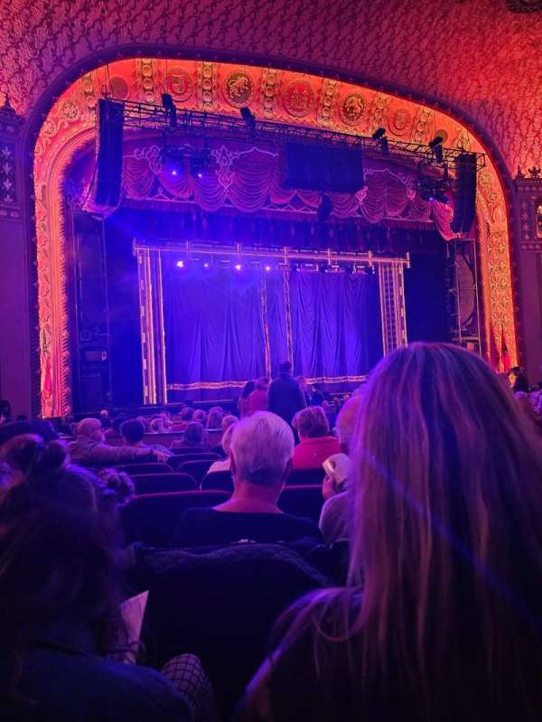 Tennessee Theatre, section: Orchestra LC, row: Q, seat: 7