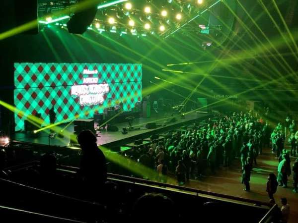 Kia Forum, section: 127, row: 9, seat: 7