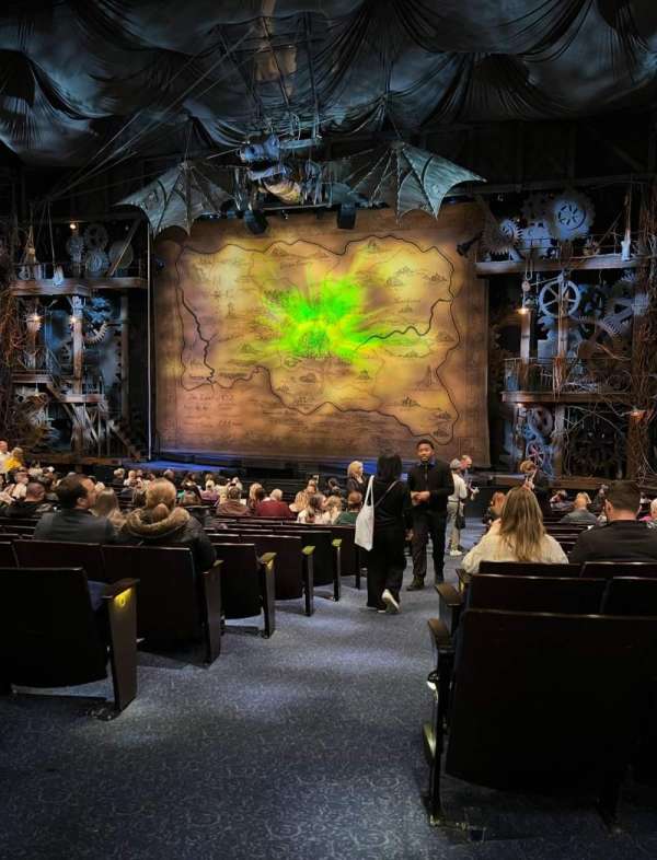 Gershwin Theatre, section: Orchestra R, row: Q, seat: 2