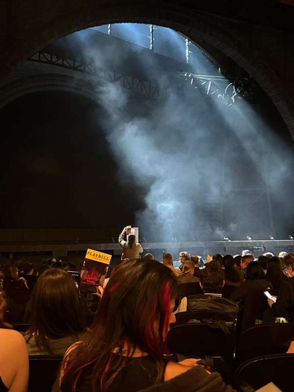 Lunt-Fontanne Theatre, section: Orchestra L, row: O, seat: 9