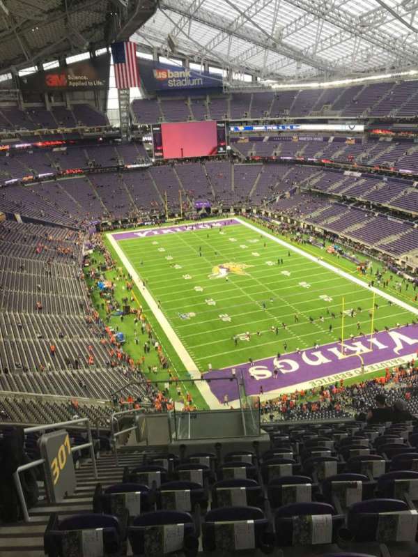 U.S. Bank Stadium, section: 301, row: 11, seat: 13