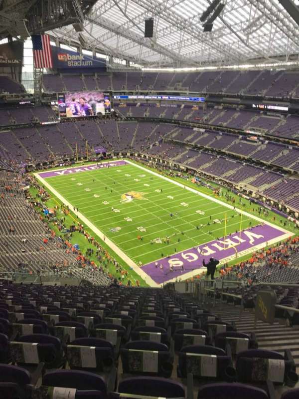 U.S. Bank Stadium, section: 303, row: 20, seat: 2