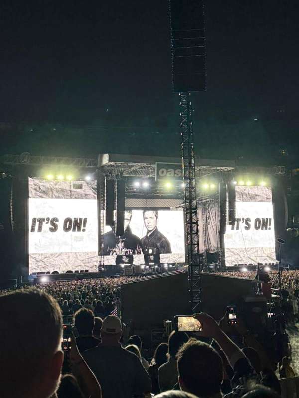 MetLife Stadium, section: 134, row: 6, seat: 20