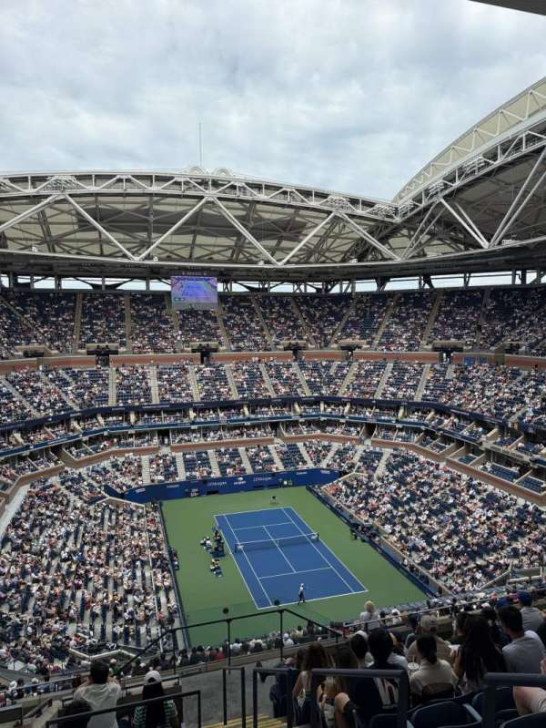 Arthur Ashe Stadium, section: 339, row: K, seat: 1