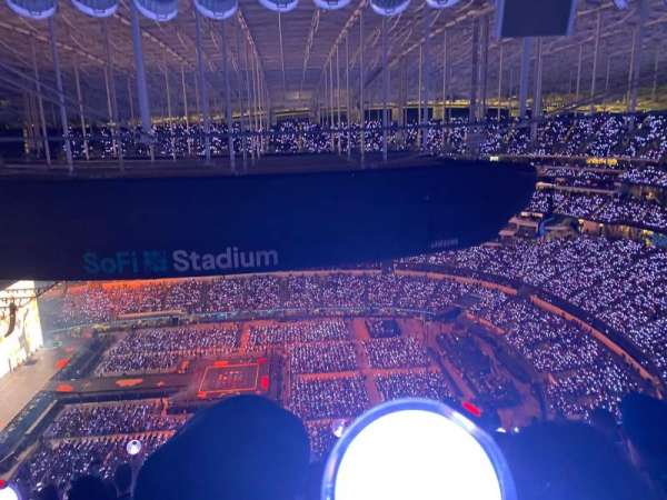 SoFi Stadium, section: 515, row: 16, seat: 10