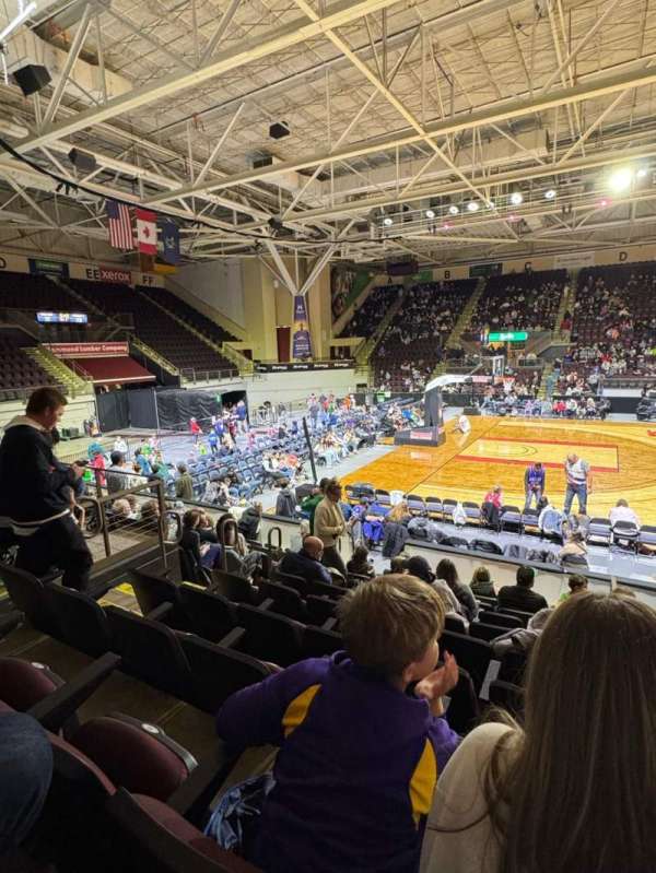 Cross Insurance Arena, section: W, row: 10, seat: 7