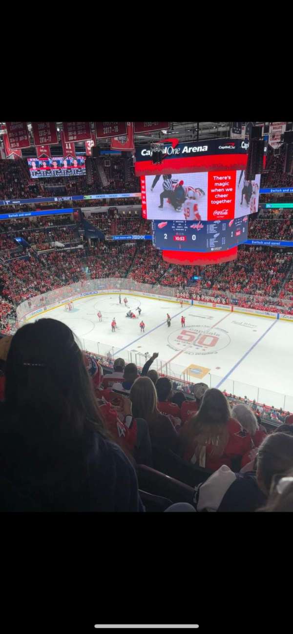 Capital One Arena, section: 419, row: F, seat: 12