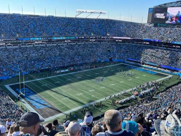 Bank of America Stadium, section: 521, row: 27, seat: 19