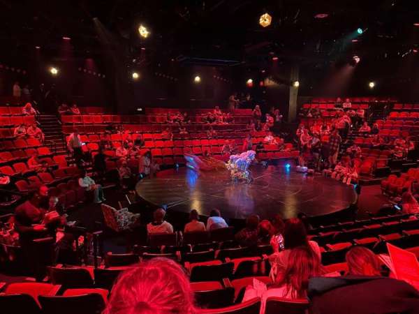 Circle in the Square Theatre, section: Orchestra 200 (Even), row: G, seat: 206