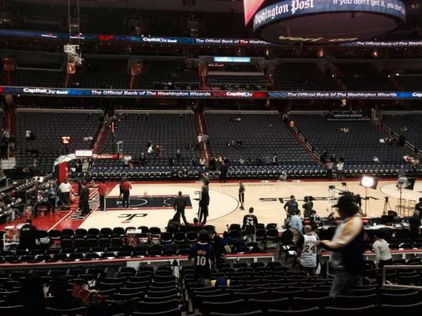 Capital One Arena, section: 121, row: O, seat: 15