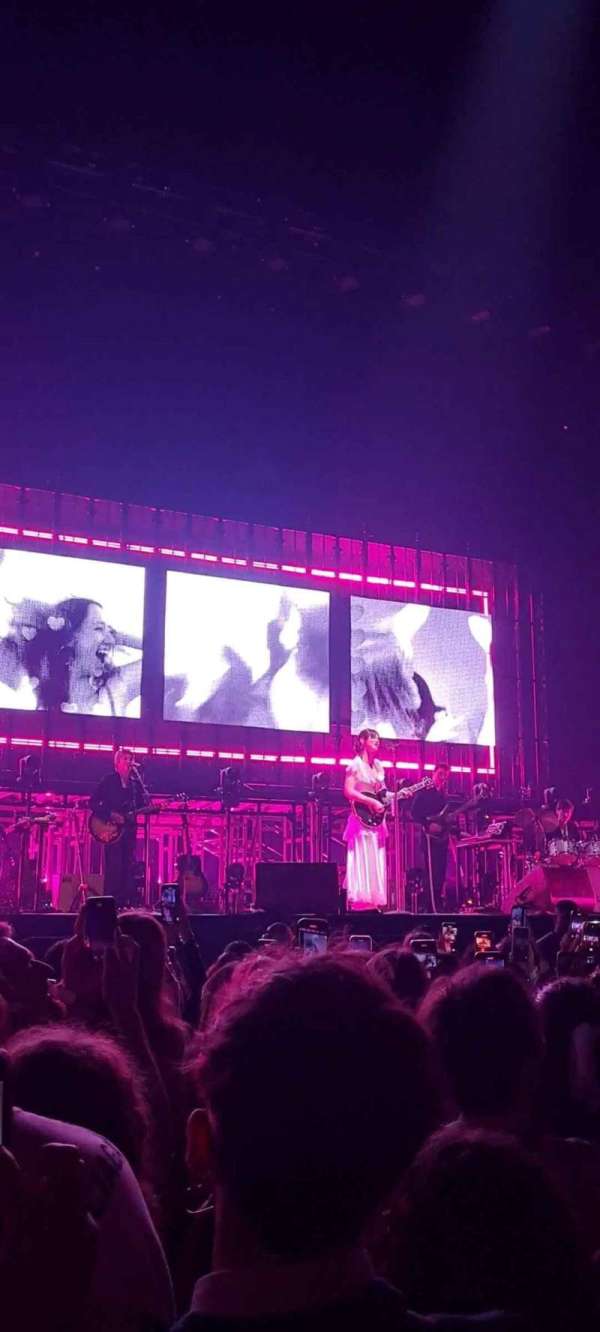 Accor Arena, section: Fosse or