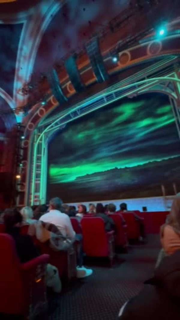 Broadway Theatre - 53rd Street, section: Orchestra R, row: H, seat: 1