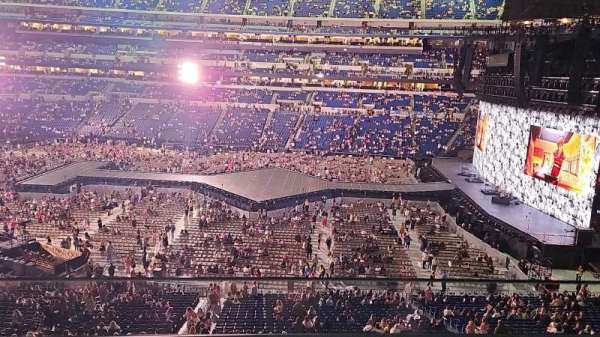 Photo by KristyG123 at Lucas Oil Stadium