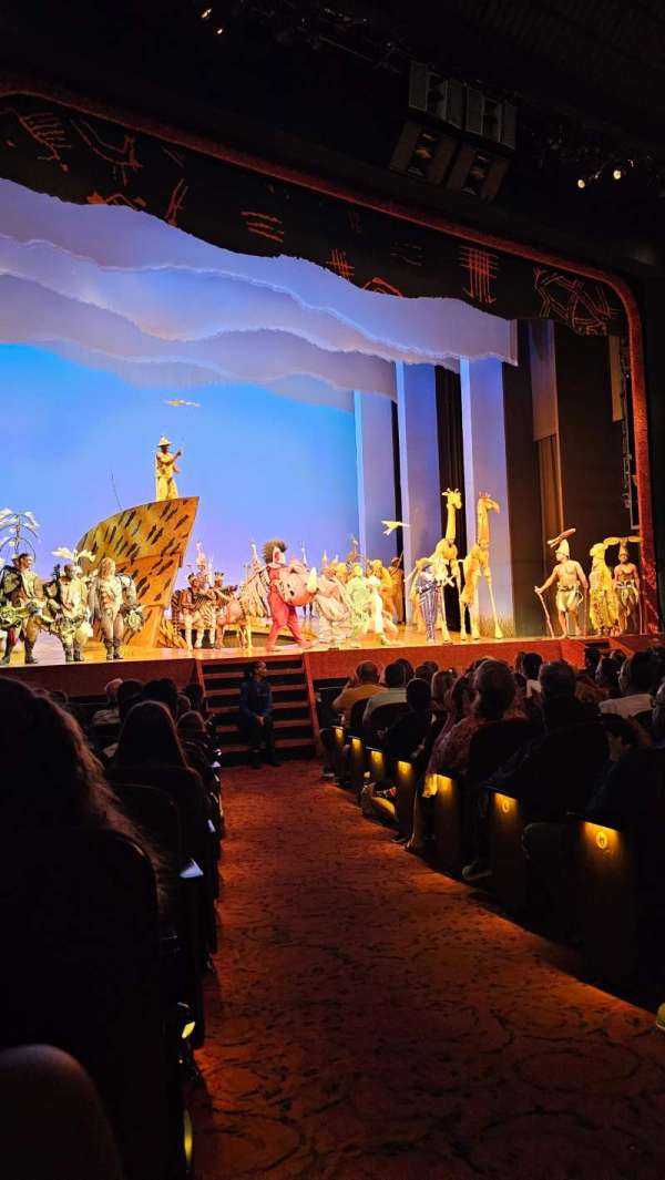 Minskoff Theatre, section: Orchestra L, row: L, seat: 1